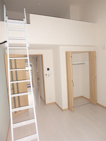 グラッサ花の木205号室 リビング