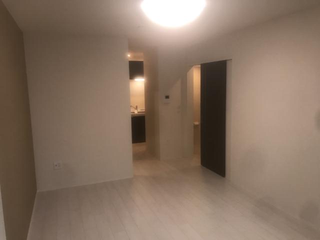 エルシオン富岡201号室 室内