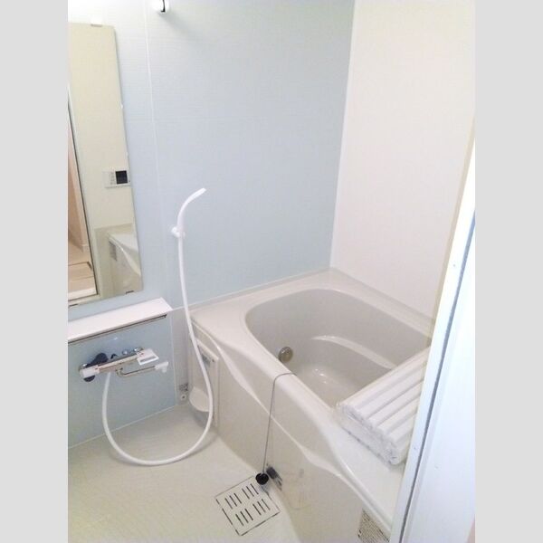 アエル新所沢301号室 浴室
