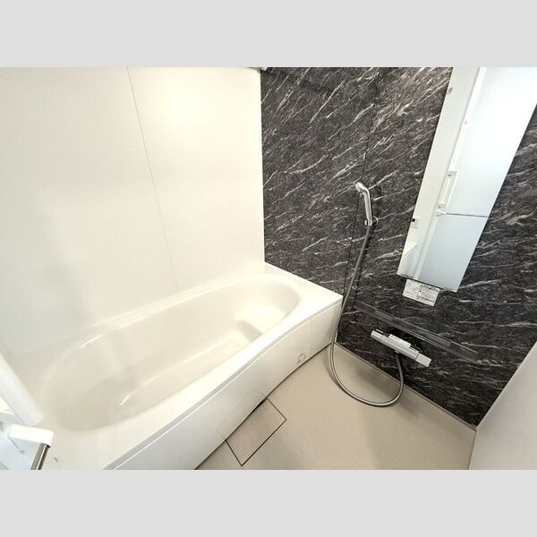 ルシアン　メゾン 浴室