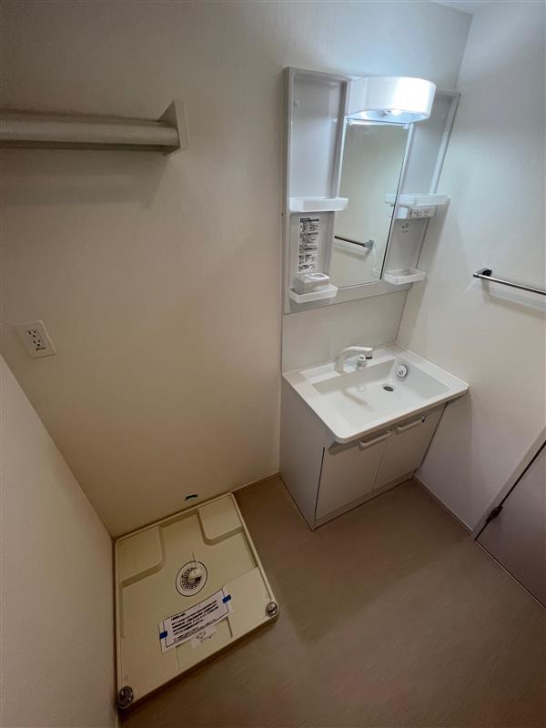 メゾネット玉川1階 洗面