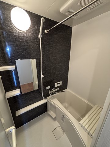 ウィンメゾン海神 広々とした浴槽で日々の疲れを癒してください！