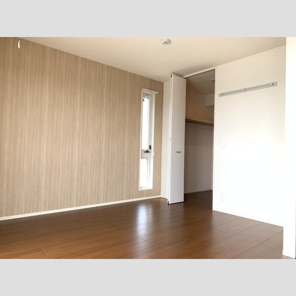 ヘリオス吉川美南　ガイア306号室 洋室