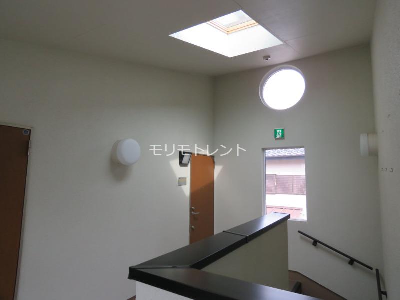 オーチャードコート小杉陣屋町1階 内廊下