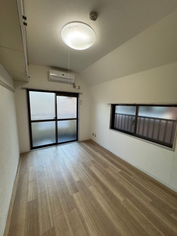 ステーションプラザ川崎5階 リビング