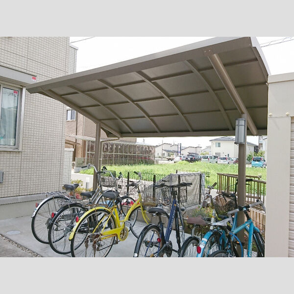 サッビア102号室 駐輪場