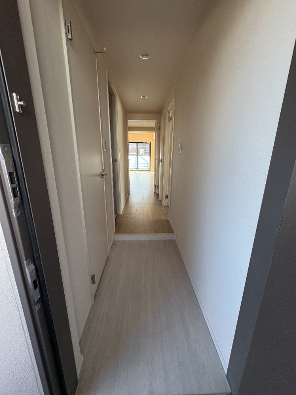 アーバン　トレジャー　ケヤキ3階 玄関