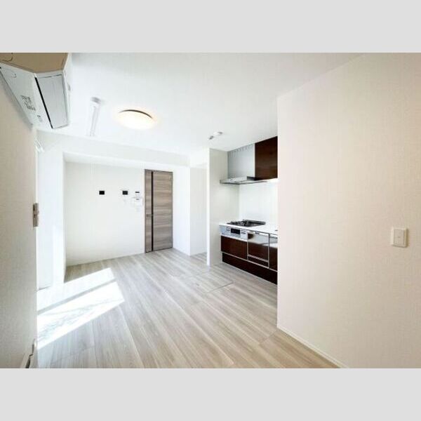 グラナーデ西瑞江 LDK10、1帖