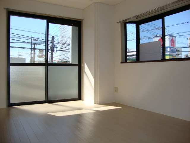 メゾンエクセル 洋室（イメージ）