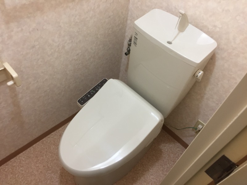 ヒルズヴァンベールD棟2階 トイレ