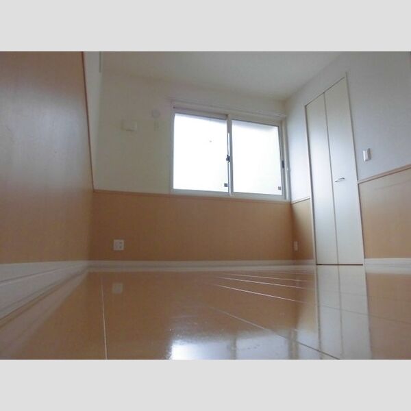 ソレーユ102号室 洋室6帖