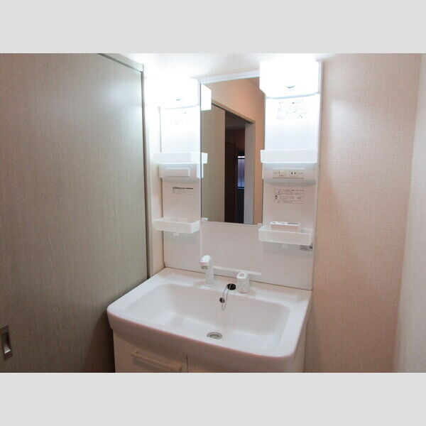 エムズ・アーク　A棟104号室 洗髪洗面化粧台