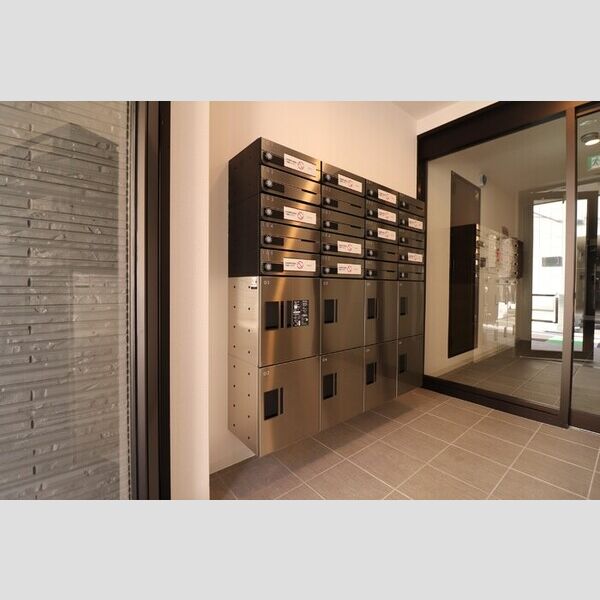 メゾン ド 常盤205号室 宅配ボックス