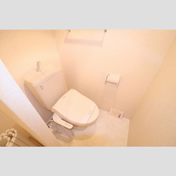 GOTO　Ⅱ0702号室 トイレ　温水洗浄暖房便座