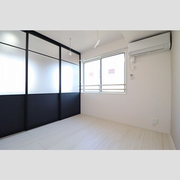 D-PRECIOUS武蔵野301号室 洋室