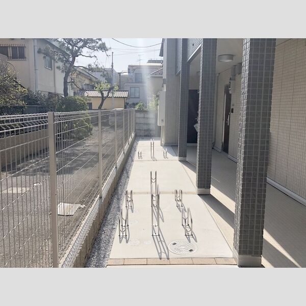 フォンティーヌ柴崎 駐輪場