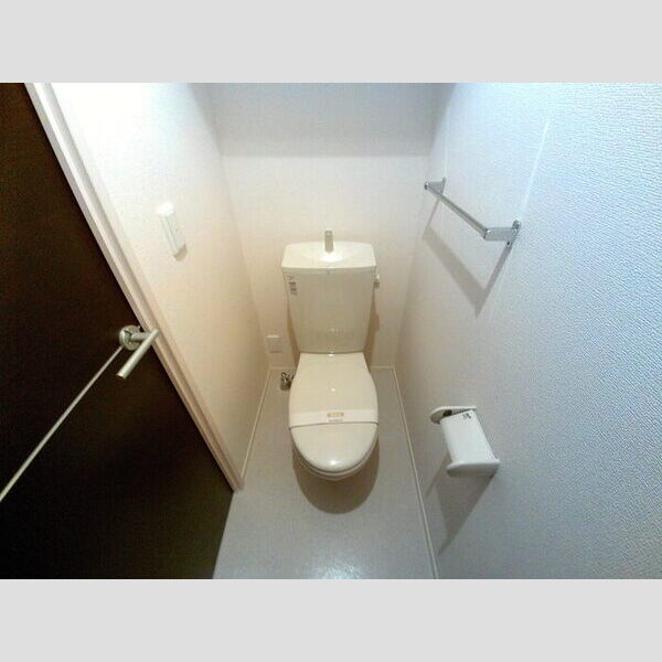 ル　リアン105号室 トイレ