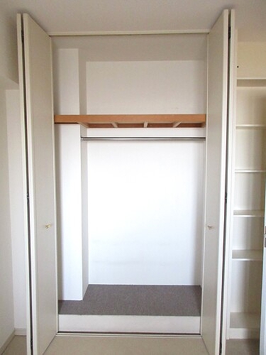 ライオンズプラザ梅島 洋室約4.6畳　クロゼット