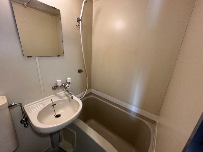 コリーヌ・F1階 ※別号室写真