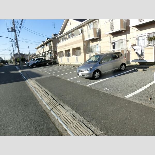 パセオおゆみ野 駐車場