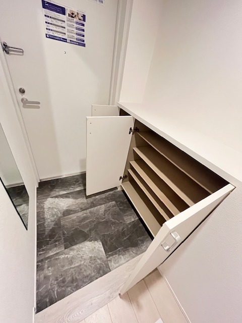 レジディア南千住5階 収納