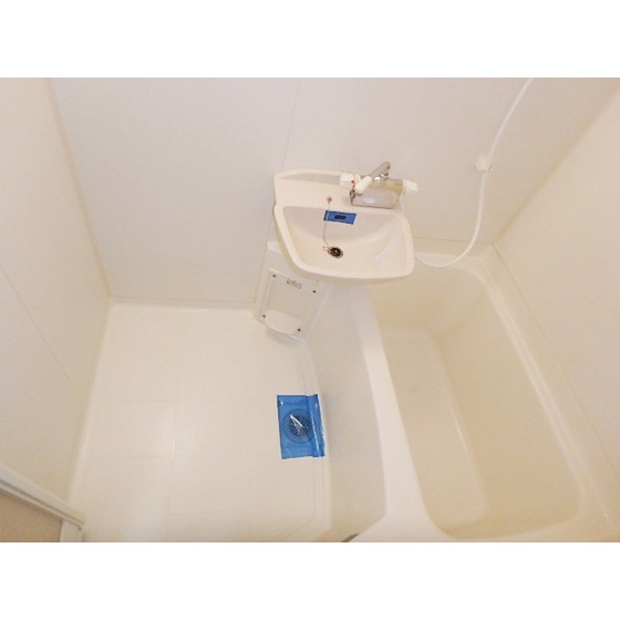 セレ千歳烏山103号室 お風呂