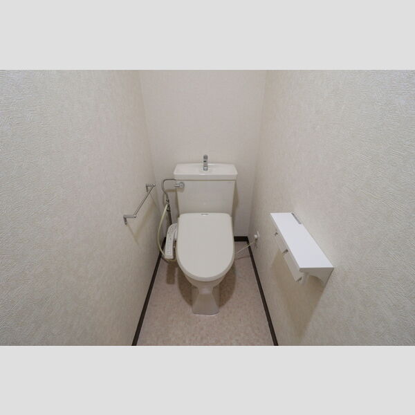 オーシャンビュー壱番館1406号室 温水洗浄暖房便座