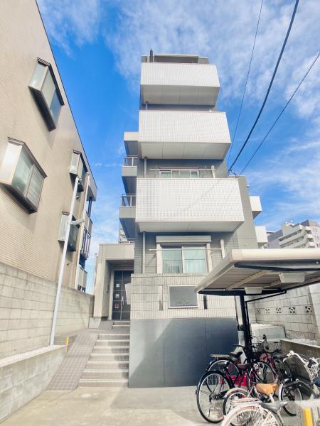 フォルスＸＶＩ2階 外観