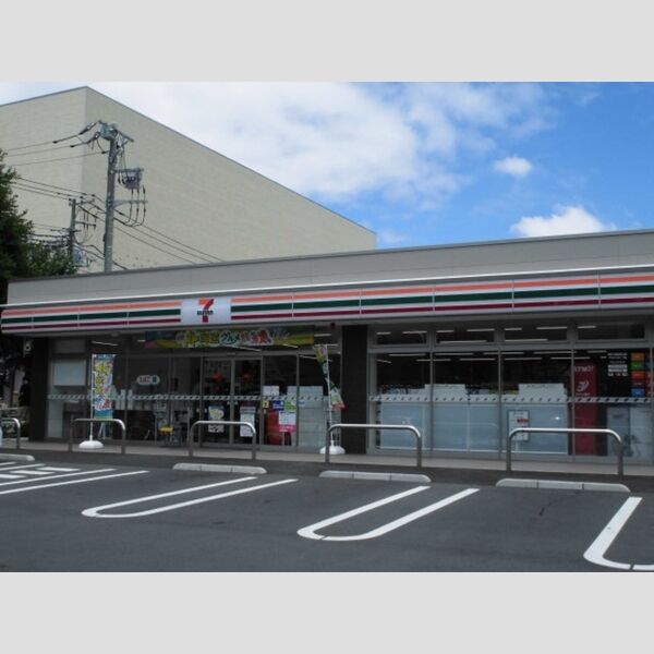 ルミナーレ セブンイレブン八王子狭間町店