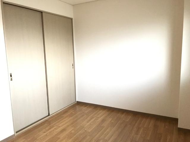 サザンフィールド305号室 寝室