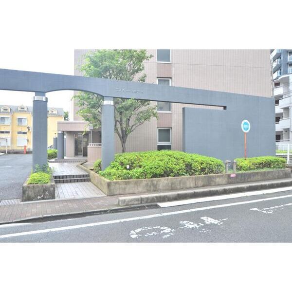 コンフォートソシアK101号室 エントランス