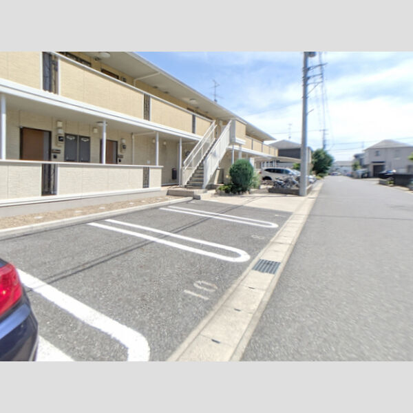 ラマージュおおたかの森205号室 駐車場