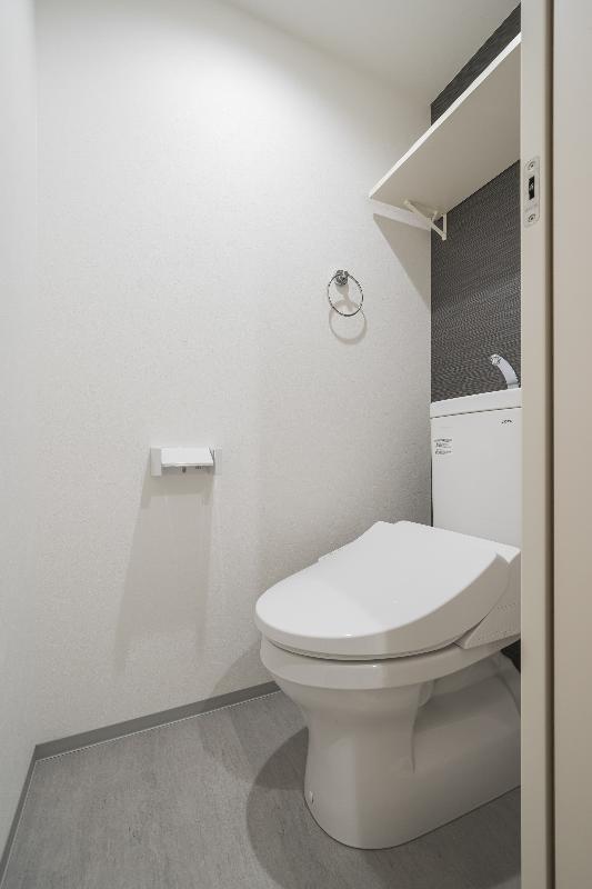 Ｃｕｌｌｉｎａｎ　ＭＡＫＵＨＡＲＩ3階 トイレ