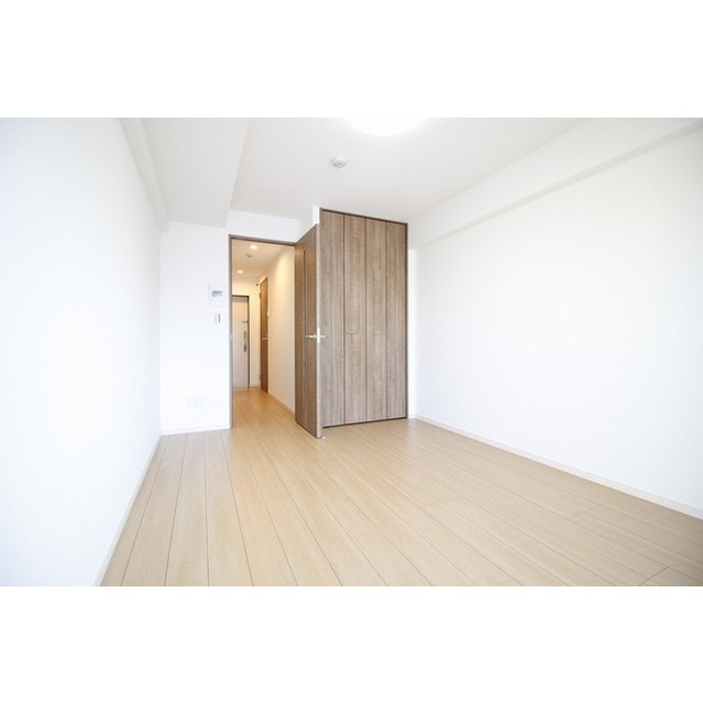 プレール・ドゥーク西川口Ⅱ503号室 リビング