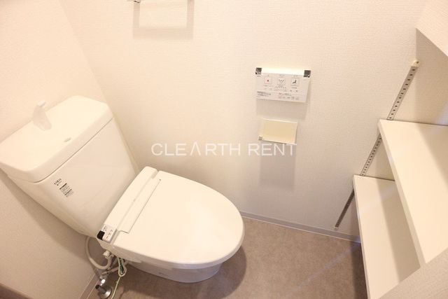 ＣＲＥＶＩＳＴＡ 練馬桜台5階 清潔感ある温水洗浄便座