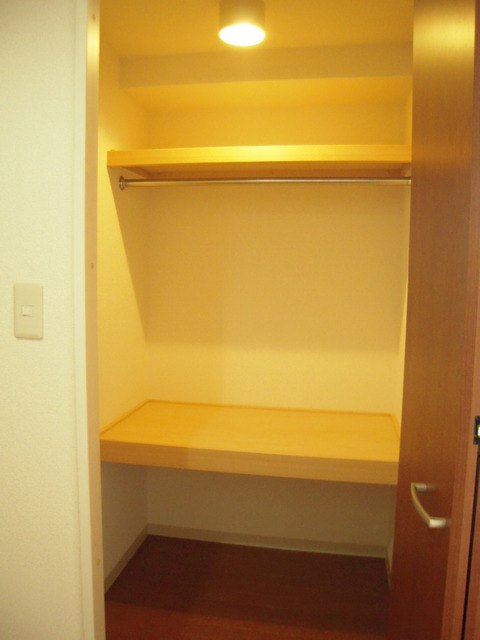 ルナクレスト１ 収納