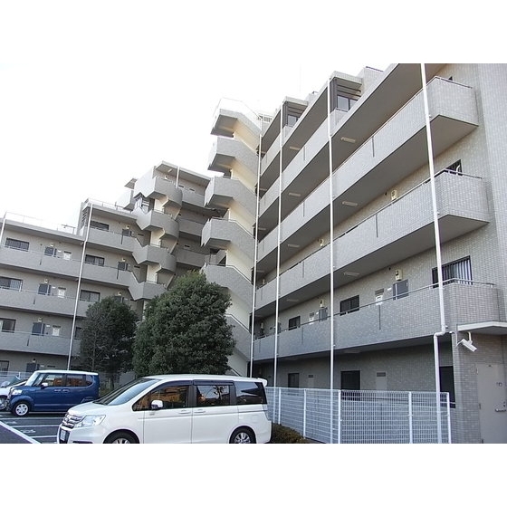 ディフロイデェ1階 外観