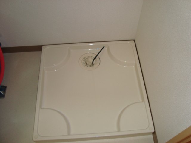 Ｋビル　富士見町ハイツ102号室 洗濯機置場