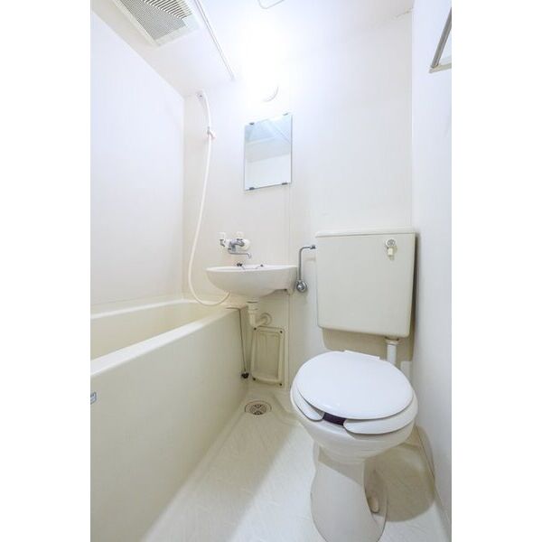 第12明智ビル0201号室 トイレ