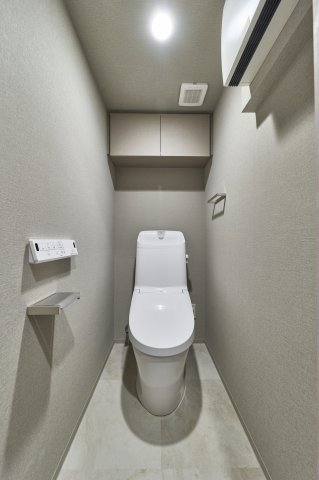 プラウドフラット三越前イースト1002号室 トイレ