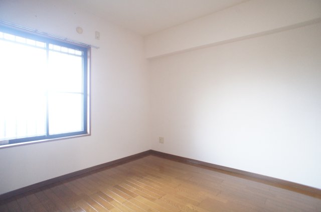 グリーンパークおゆみ野0202号室 リビング