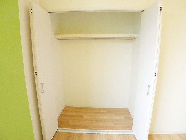 コーポサンライト401号室 収納