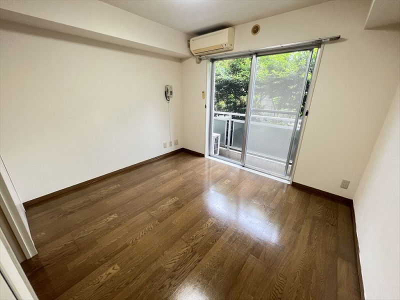 ベルファース朝霞台1階 リビング