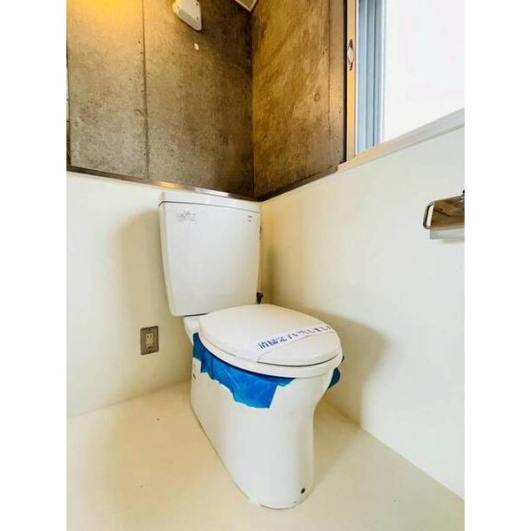 デューク北浦和K20301号室 トイレ