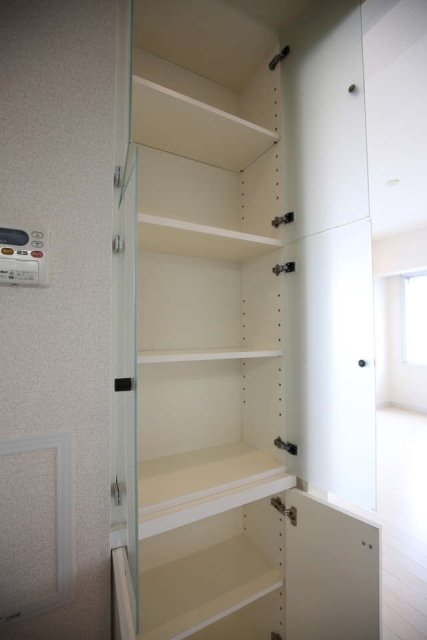 アクシア池袋 収納