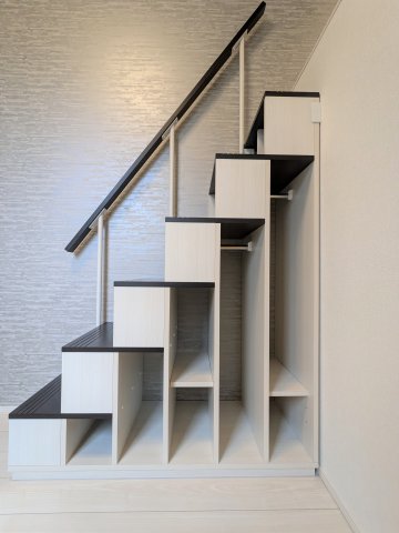 ハーモニーテラス上中里0108号室 収納