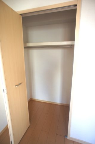 スプリングコート 収納