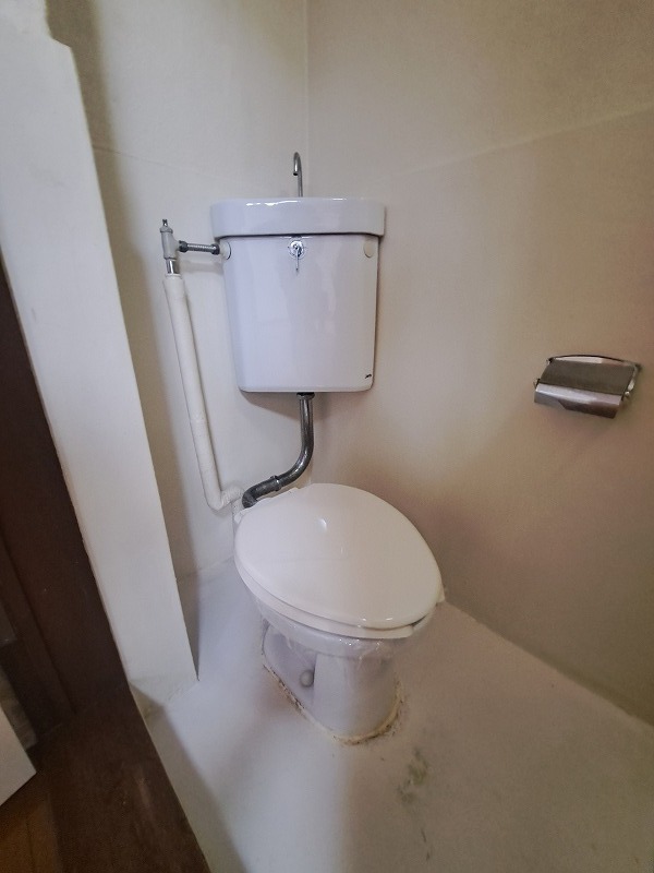 泉屋ビル3階 トイレ