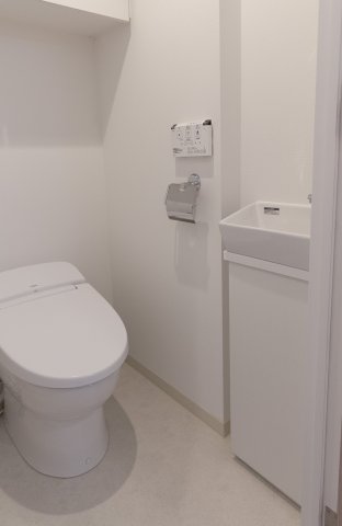 プラウドフラット板橋本町804号室 トイレ