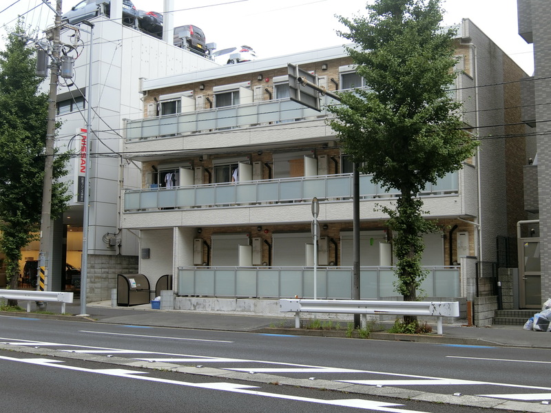 リブリ・Eminence小向1階 外観